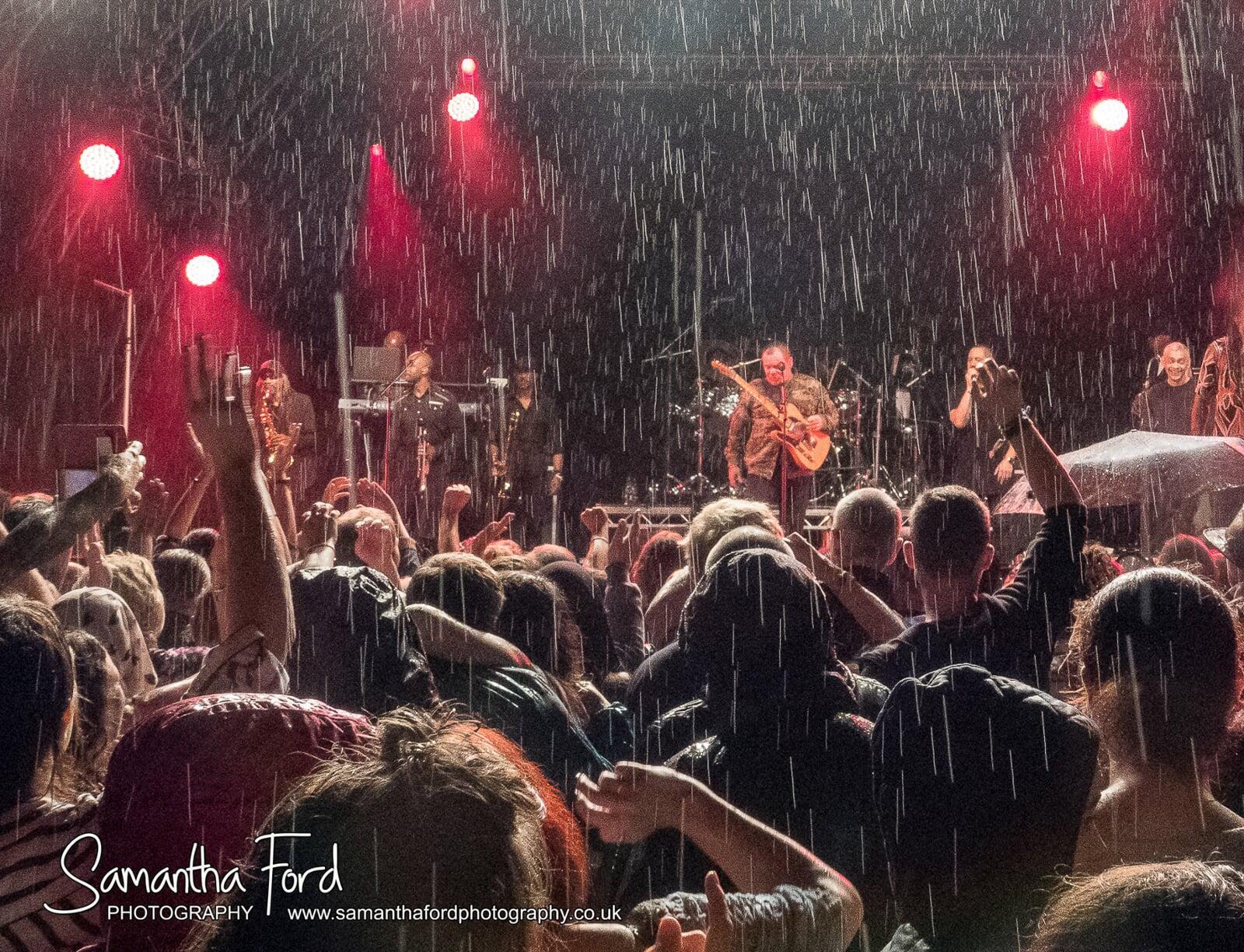 UB40 - The Show Must Go On